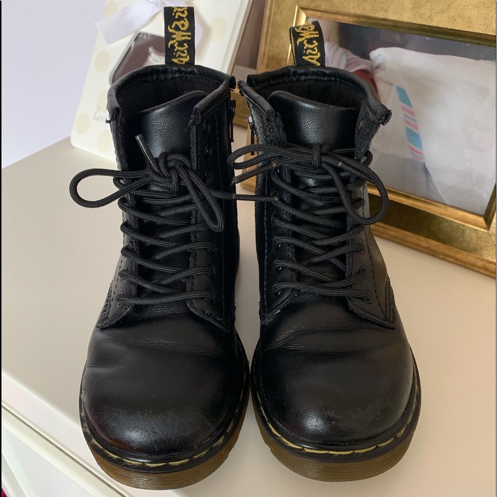 Kids Dr Martens